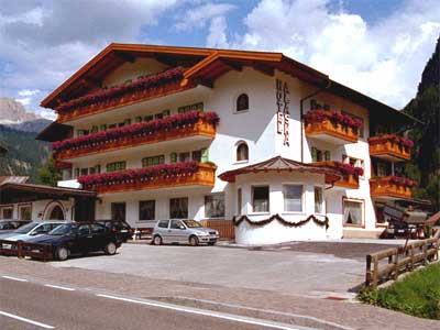 Hotel Alaska