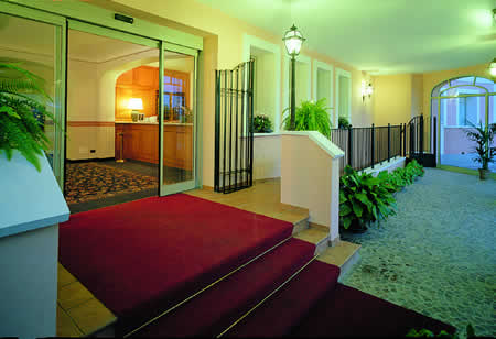 Green Center Hotel