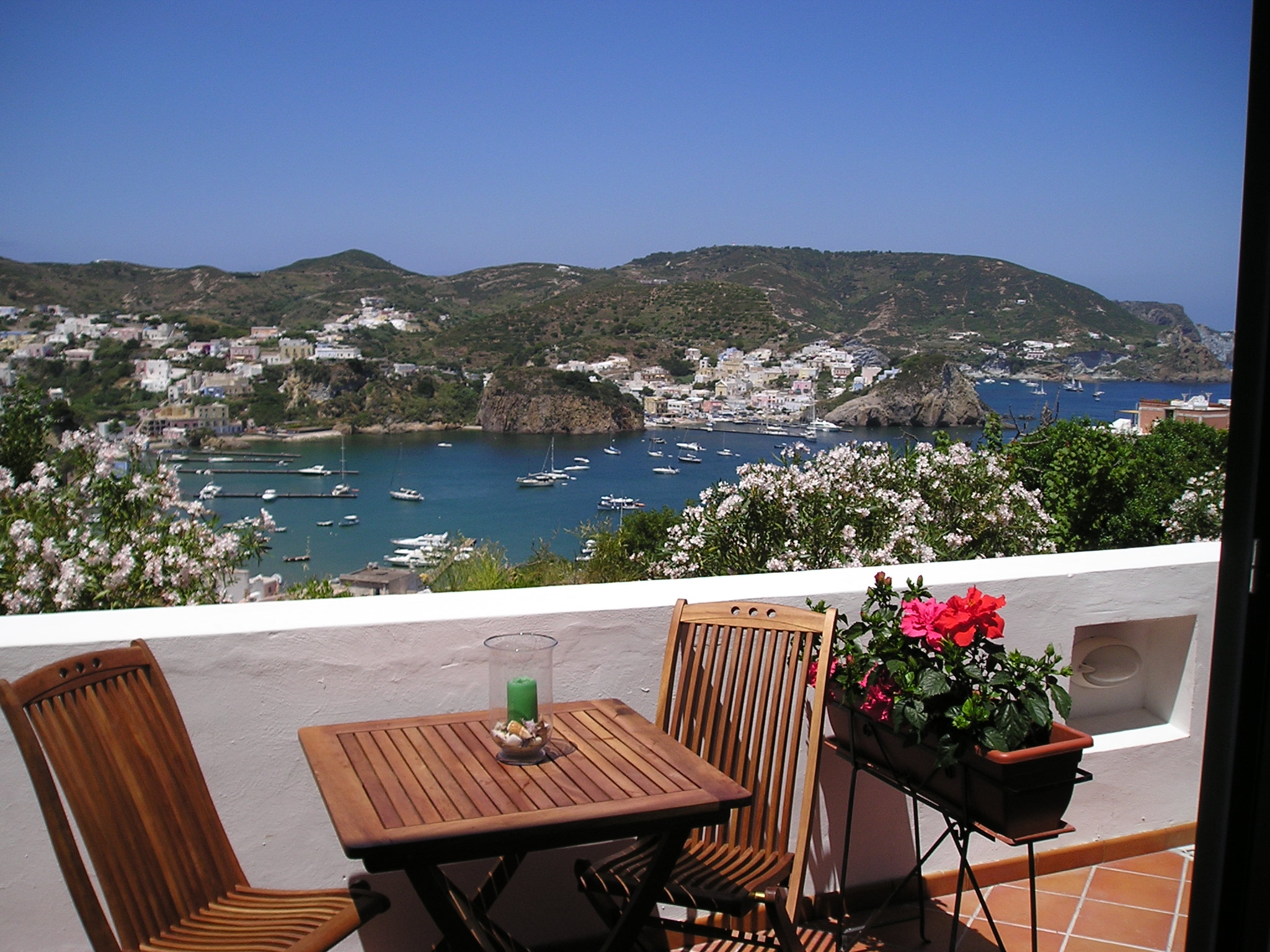 Azzurra Residence Di Silverio Scotti S.a.s