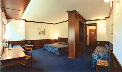 Hotel Corona
