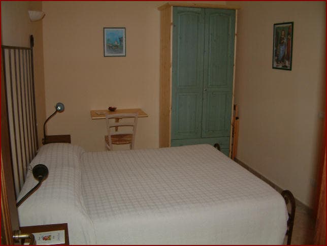 Privatzimmer – Bed And Breakfast Cascina Antonini - Foto 3