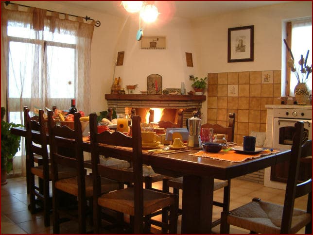 Privatzimmer – Bed And Breakfast Cascina Antonini - Foto 4