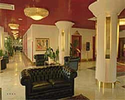 Privatzimmer – Agorà Palace Hotel - Foto 3