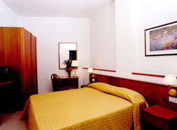 Privatzimmer – Remin Plaza Hotel - Foto 2