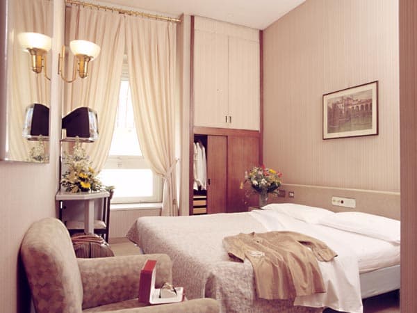 Hotel City - Foto 4