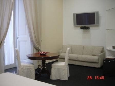 Privatzimmer – Megaron Rooms And Breakfast - Foto 4