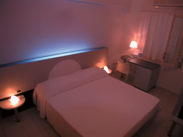 Chambre privée – Rainbow Hotel - Foto 4