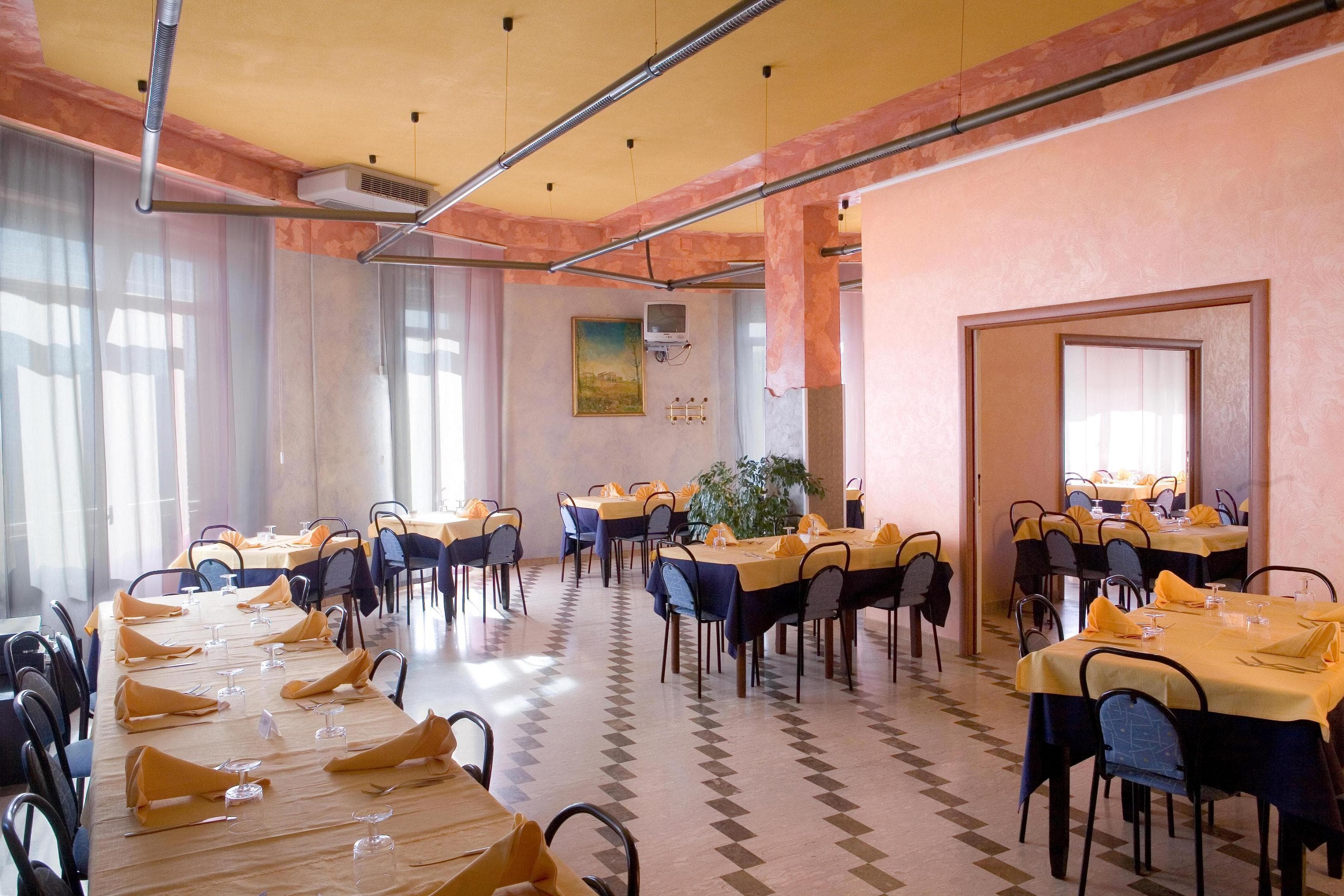 Privatzimmer – Cascina Garden Hotel - Foto 2