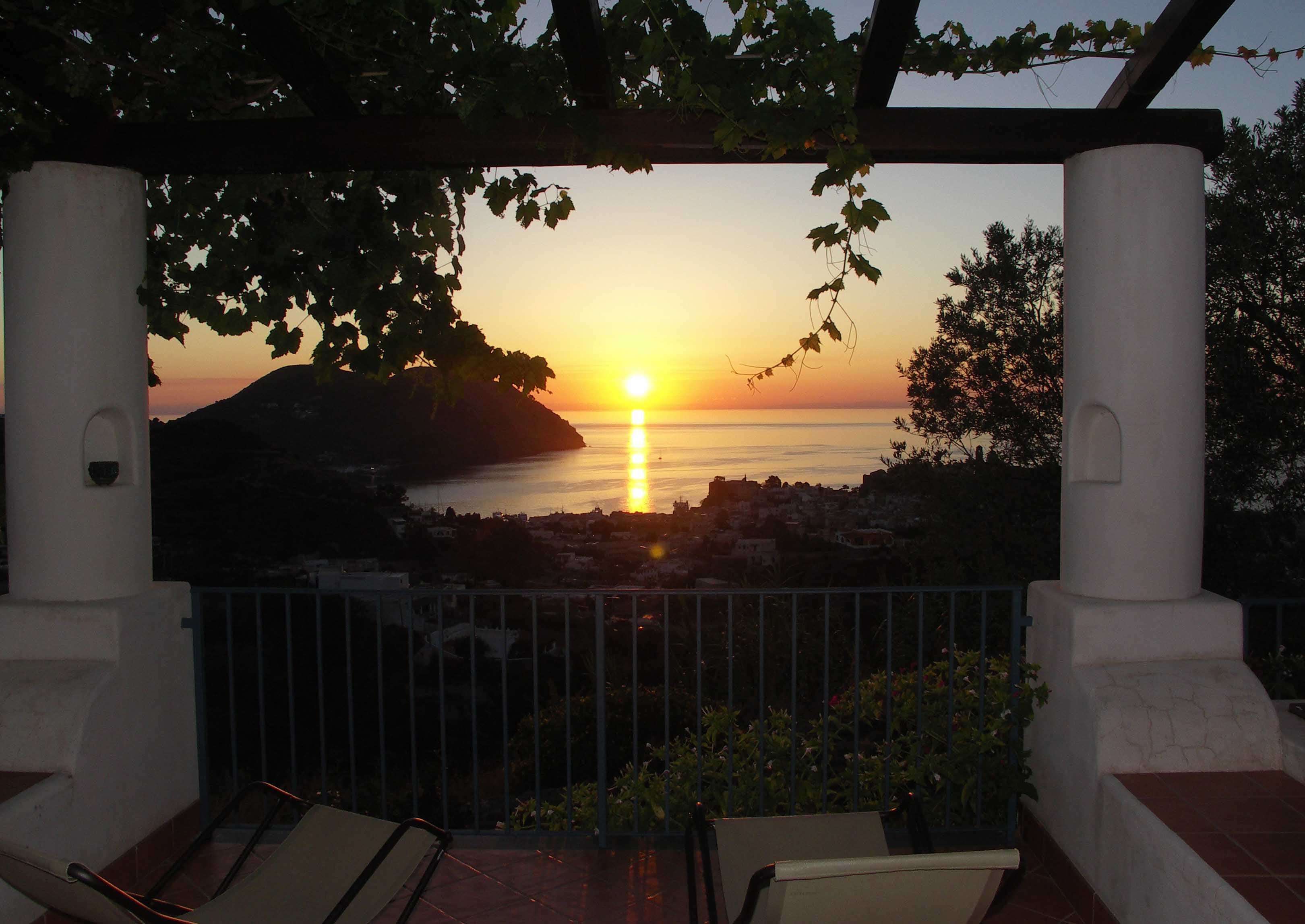 2-Room Apartment for 4 Guests – Lipari - Casa Per Vacanze - Lipari (ME) - Foto 4