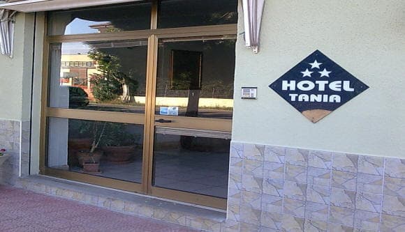 Hotel Tania - Foto 2