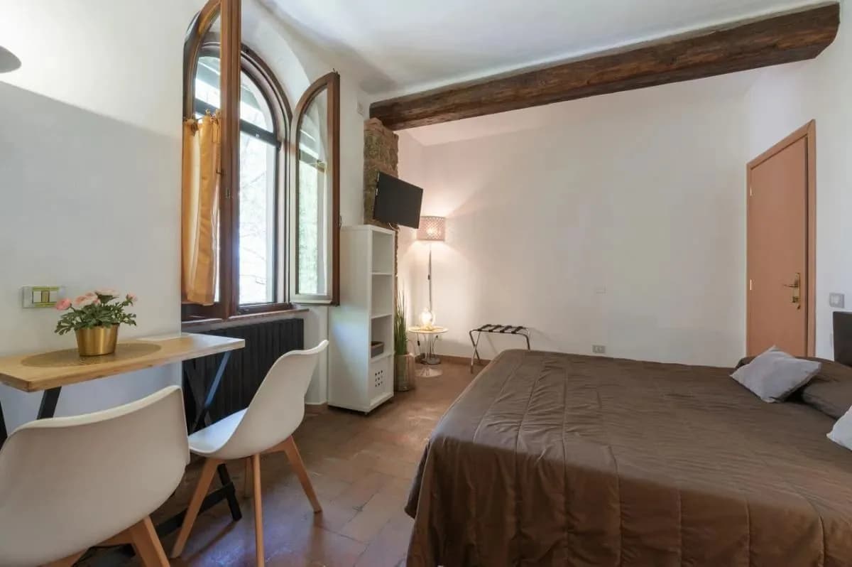 Maison d'hôtes / Chambres pour 2 personnes - Poggibonsi (SI) - Photo 2