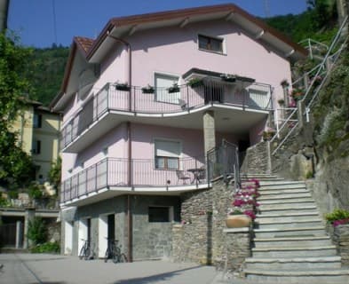 Privatzimmer – Bed And Breakfast Nora - Bed & Breakfast a Lecco
