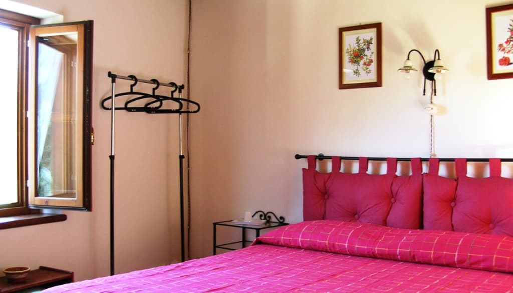 Chambre privée – Torre Avellana Ass. Culturale - Foto 4