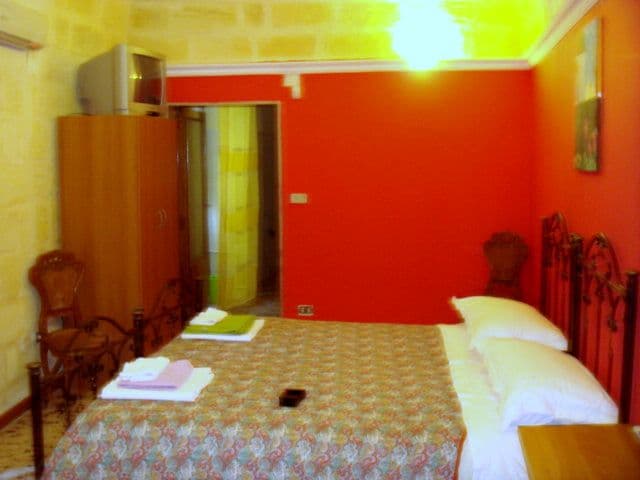 Private Room – Castel Del Monte Andria (BA) - Foto 4