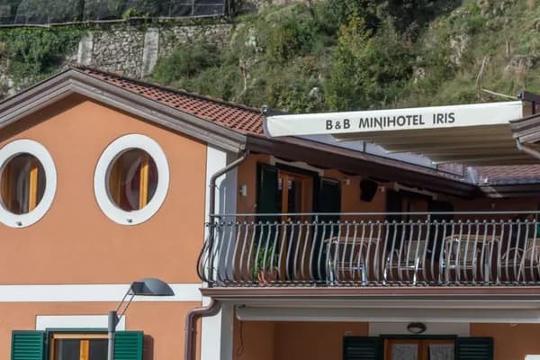 Minihotel Iris - Affittacamere / Guest House a Maiori (SA)