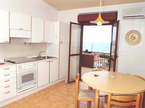 2-Room Apartment – Torre S. Antonio - S. Caterina dello Ionio (MI) - Foto 3