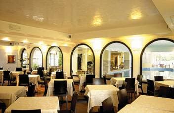 Chambre privée – Admiral Villa Hotel - Foto 3