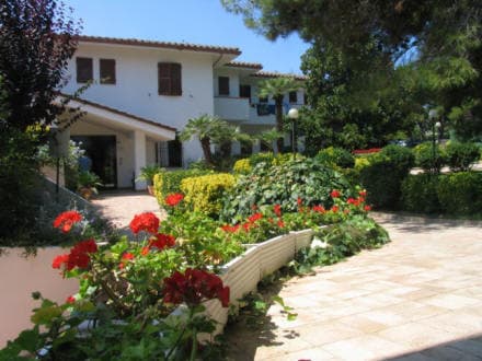 Hotel Giardino - Hotel / Albergo a Numana