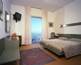 Hotel Kennedy - S. Alessio Siculo (GE) - Foto 4