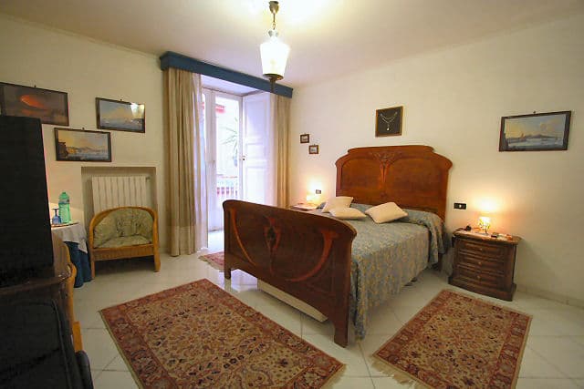 Privatzimmer – Casa 12 - Bed & Breakfast a Neapel
