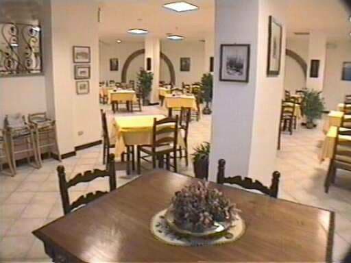 Hotel K2 - Hotel / Albergo a Numana