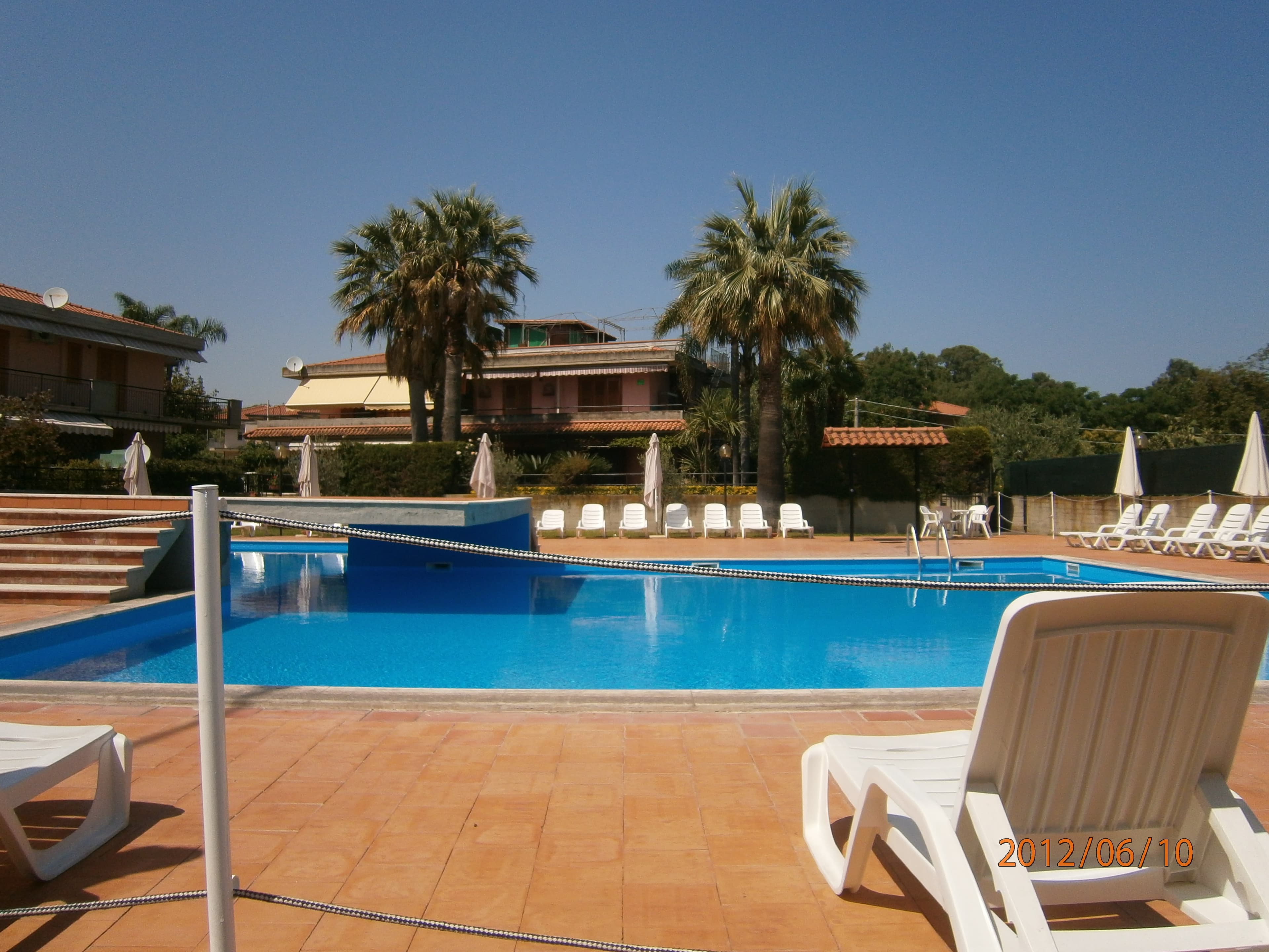 Privatzimmer – Baia Di Capomulini B&B - Foto 3