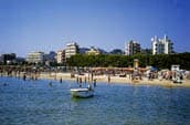 Hotel Cristallo - Hotel / Albergo a Giulianova (TE)